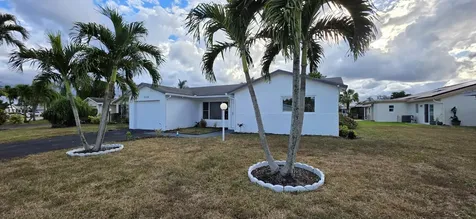 7112 Pine Manor Drive Lake Worth FL 33467