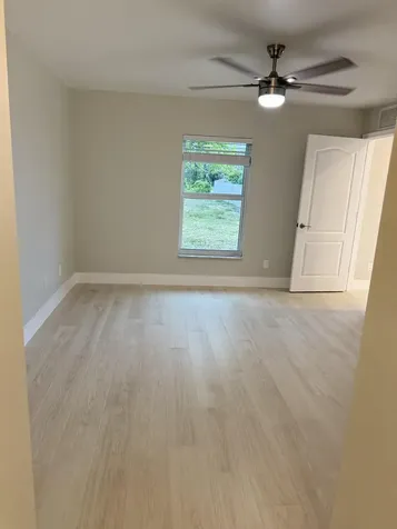 2118 NE 22nd Place Cape Coral FL 33909