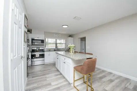 5234 Edwards Road Fort Pierce FL 34981