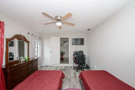 5234 Edwards Road Fort Pierce FL 34981
