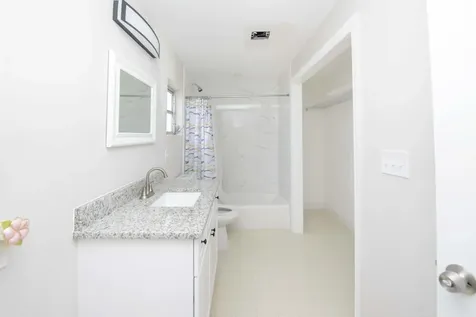 5234 Edwards Road Fort Pierce FL 34981
