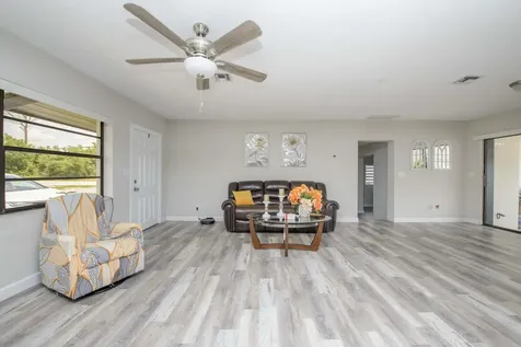5234 Edwards Road Fort Pierce FL 34981