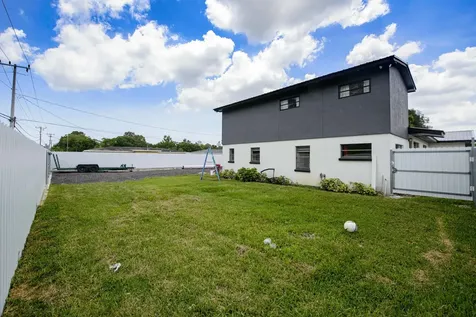 5234 Edwards Road Fort Pierce FL 34981