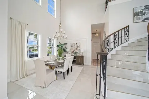 32 Sw Riverway Boulevard Palm City FL 34990