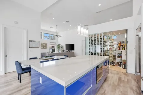 2201 Nw 57th Street Boca Raton FL 33496