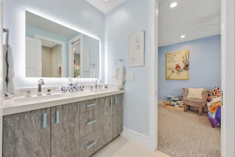 2201 Nw 57th Street Boca Raton FL 33496