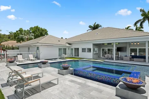 2201 Nw 57th Street Boca Raton FL 33496