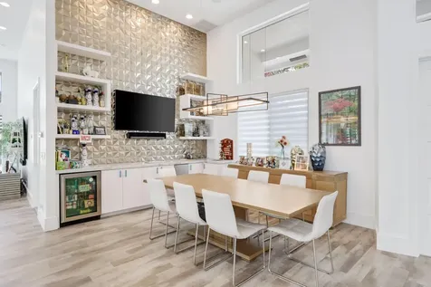 2201 Nw 57th Street Boca Raton FL 33496