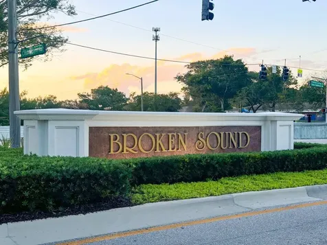 2201 Nw 57th Street Boca Raton FL 33496