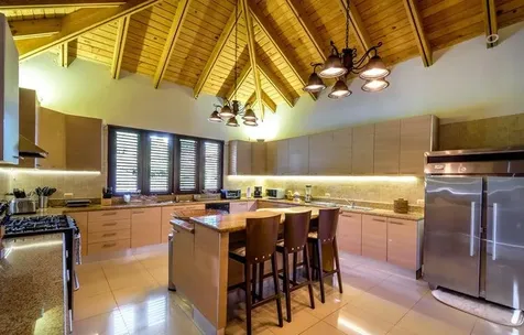 20 00 Casa De Campo DR 22000