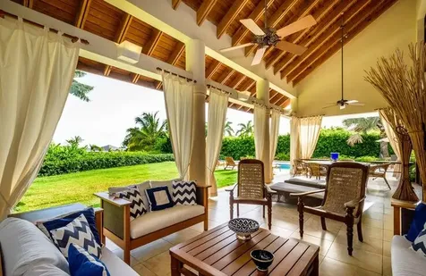 20 00 Casa De Campo DR 22000