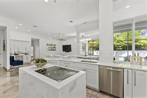 1000 Sw 21st Avenue Boca Raton FL 33486