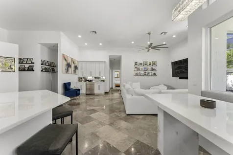 1000 Sw 21st Avenue Boca Raton FL 33486
