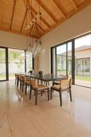 72 00 Casa De Campo DR 22000