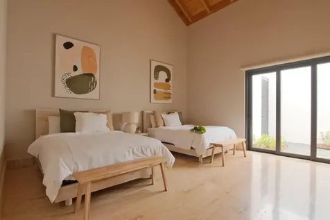 72 00 Casa De Campo DR 22000