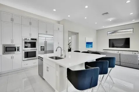 9081 Chauvet Way Boca Raton FL 33496