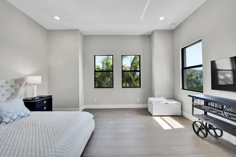9081 Chauvet Way Boca Raton FL 33496