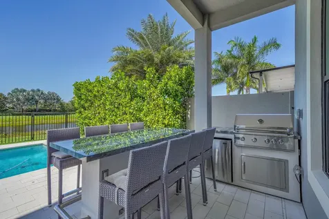 9081 Chauvet Way Boca Raton FL 33496
