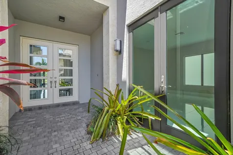 9081 Chauvet Way Boca Raton FL 33496