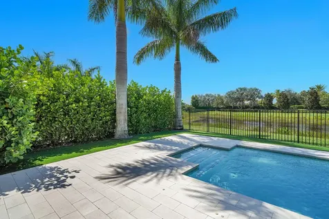 9081 Chauvet Way Boca Raton FL 33496