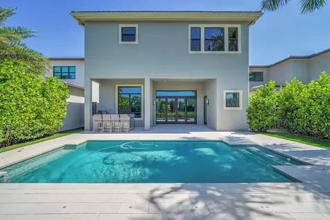 9081 Chauvet Way Boca Raton FL 33496