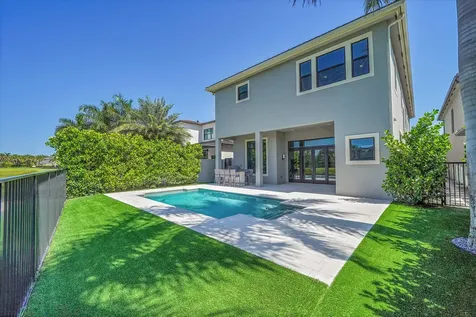 9081 Chauvet Way Boca Raton FL 33496