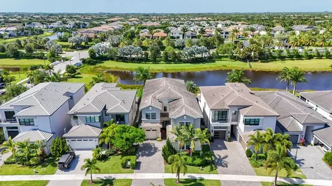 9081 Chauvet Way Boca Raton FL 33496