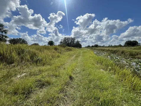 15187 NW 278th Street Okeechobee FL 34972