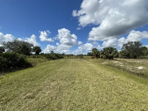 15187 NW 278th Street Okeechobee FL 34972