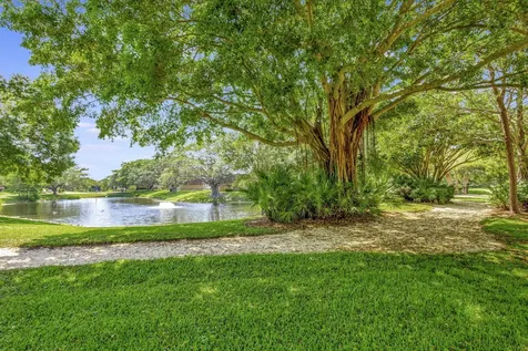 1518 15th Lane Palm Beach Gardens FL 33418