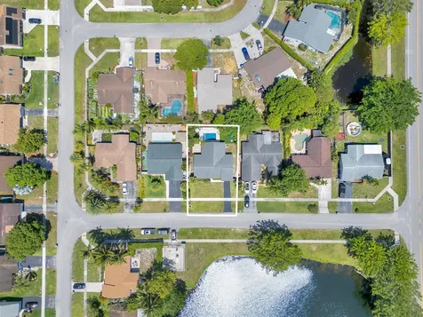 18428 Alydar Way Boca Raton FL 33496