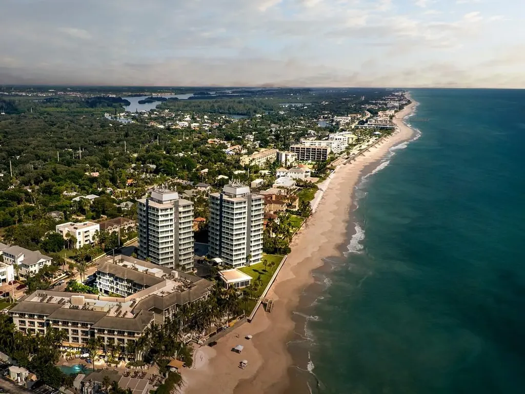 3554 Ocean Drive Vero Beach FL 32963