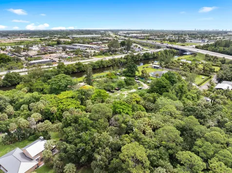 69 Armadillo Way West Palm Beach FL 33411