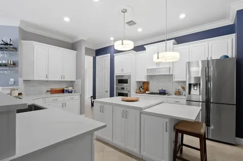 7668 Se Laque Circle Stuart FL 34997