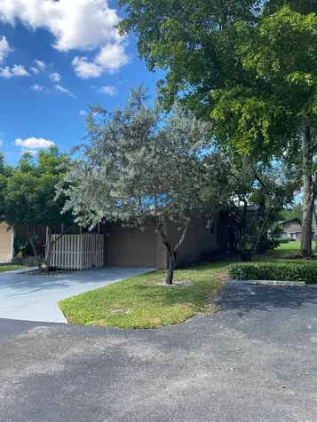 22291 Woodspring Drive Boca Raton FL 33428