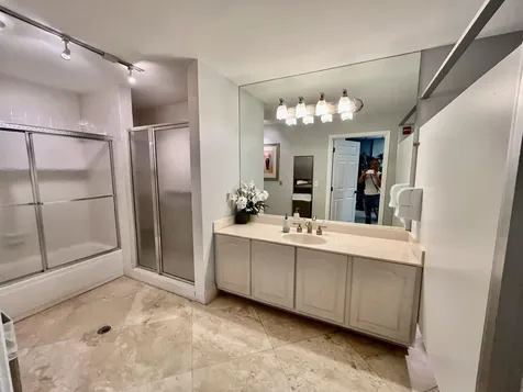 5440 N Ocean Drive Riviera Beach FL 33404