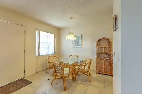 25 Lake Vista Trail Port Saint Lucie FL 34952