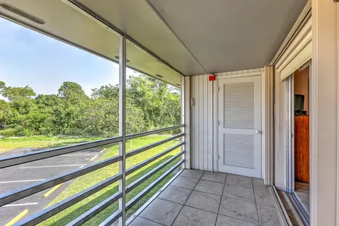 25 Lake Vista Trail Port Saint Lucie FL 34952