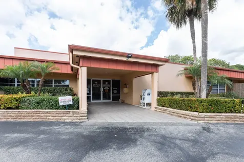 25 Lake Vista Trail Port Saint Lucie FL 34952