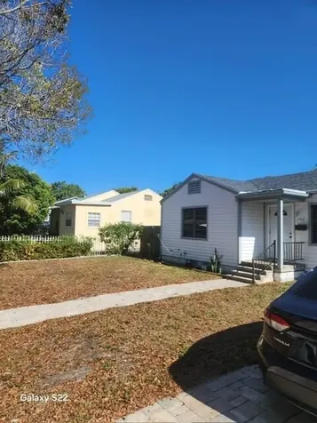 702 48th Street West Palm Beach FL 33407