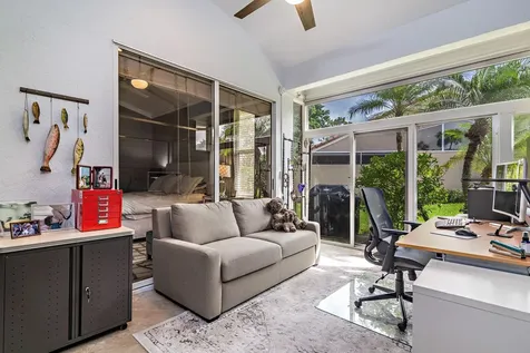 2102 Mahogany Place Palm Beach Gardens FL 33418