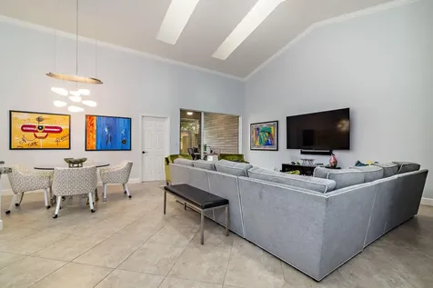 2102 Mahogany Place Palm Beach Gardens FL 33418