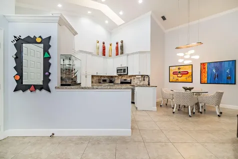2102 Mahogany Place Palm Beach Gardens FL 33418