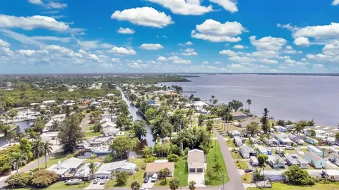 1106 Harbor Drive North Fort Myers FL 33917