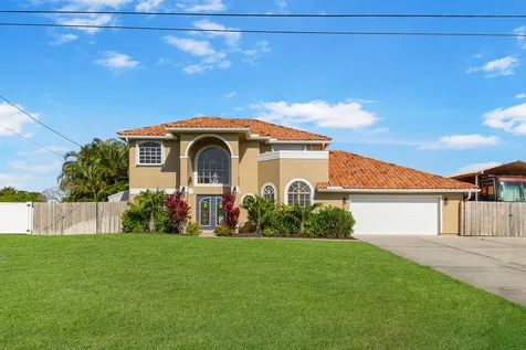 121 Ne Naranja Avenue Port Saint Lucie FL 34983