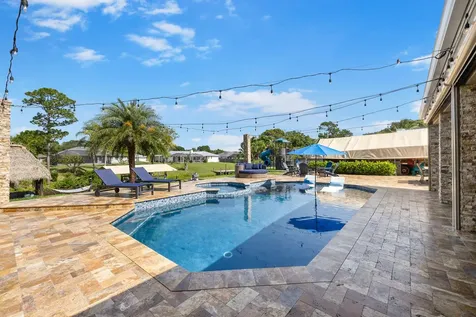 121 Ne Naranja Avenue Port Saint Lucie FL 34983