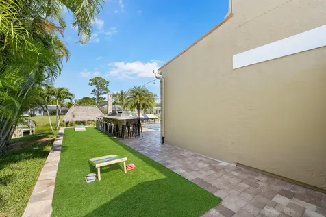 121 Ne Naranja Avenue Port Saint Lucie FL 34983