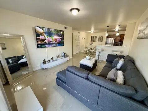 3280 Nw 104th Avenue Coral Springs FL 33065