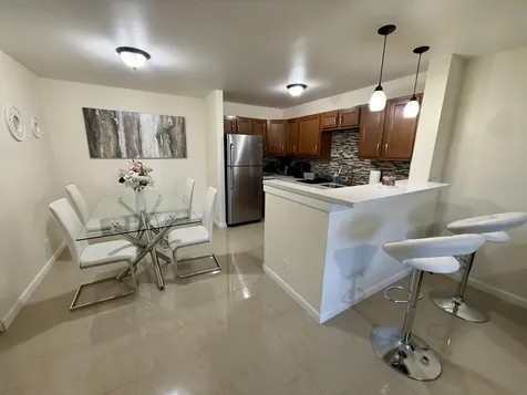 3280 Nw 104th Avenue Coral Springs FL 33065