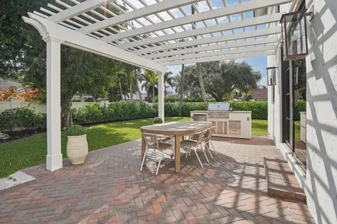 830 Sw 15th Street Boca Raton FL 33486